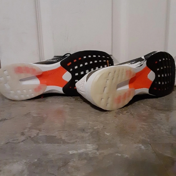 Addis brand new shoe - Picture 3 of 8